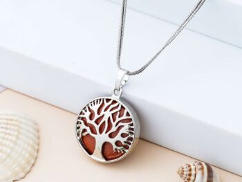 Crystal Tree of Life Pendant Simple White crystal Mineral Jewellery for Men Women Pendulum Necklace Family Tree Necklace Tree of Life Gemstone White crystal